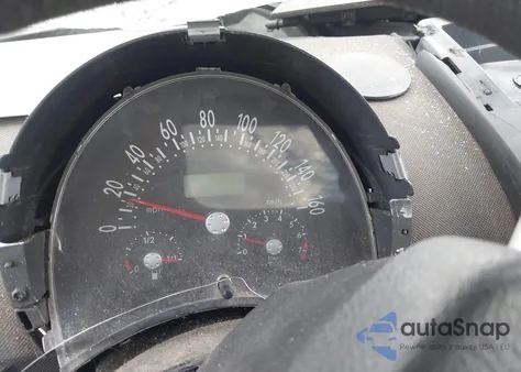 2000 Volkswagen New Beetle Gls 1.8L Turbo z USA, uszkodzony, nr VIN 3VWCD21C3YM494043